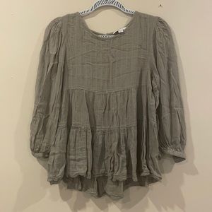 Flowy green long sleeve blouse